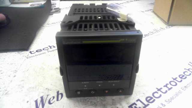 Eurotherm 3504 Temperature Controller