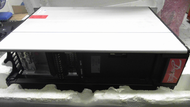 Danfoss VLT5011PT5B20EBR1D0F10A00C0 Inverter