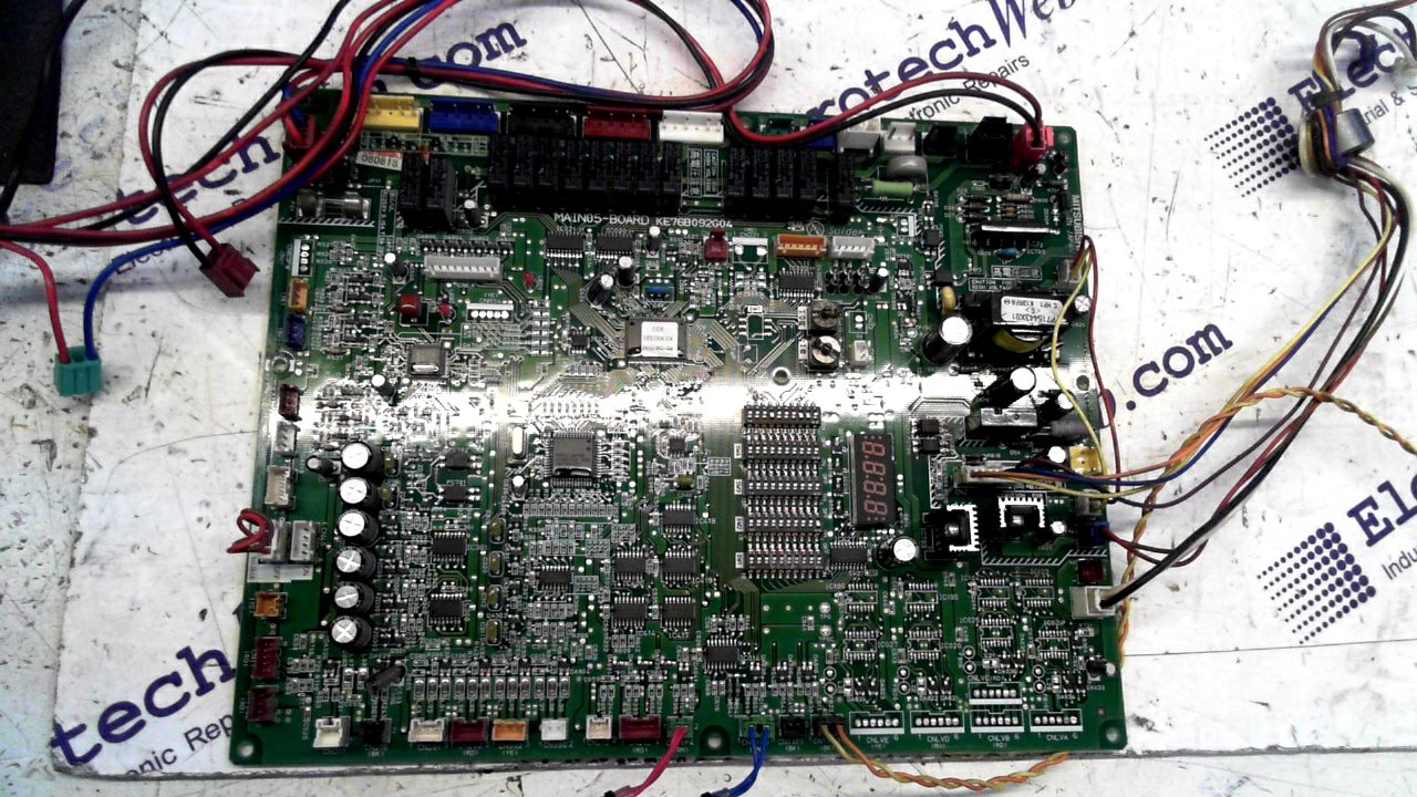 Mitsubishi KE76B092G04 MAIN05 Control Board
