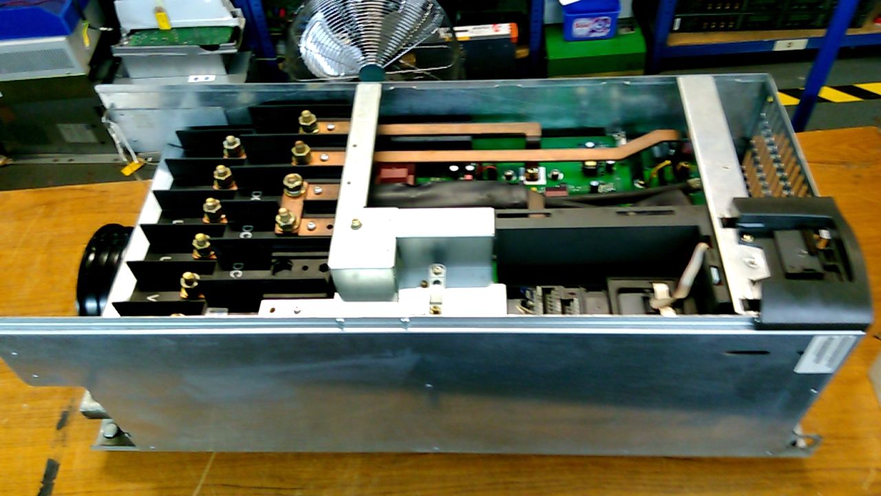 Siemens 6SE6440-2UD37-5FA1 Drive