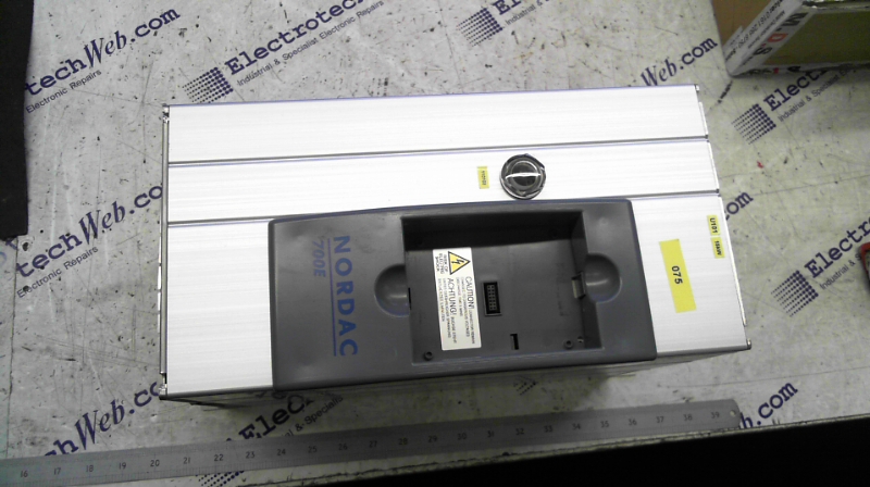 Nordac SK700E-152-340-A Inverter