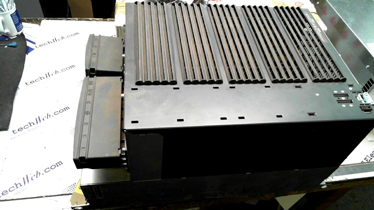 Siemens 6SL3224-0BE41-1UA0 Inverter