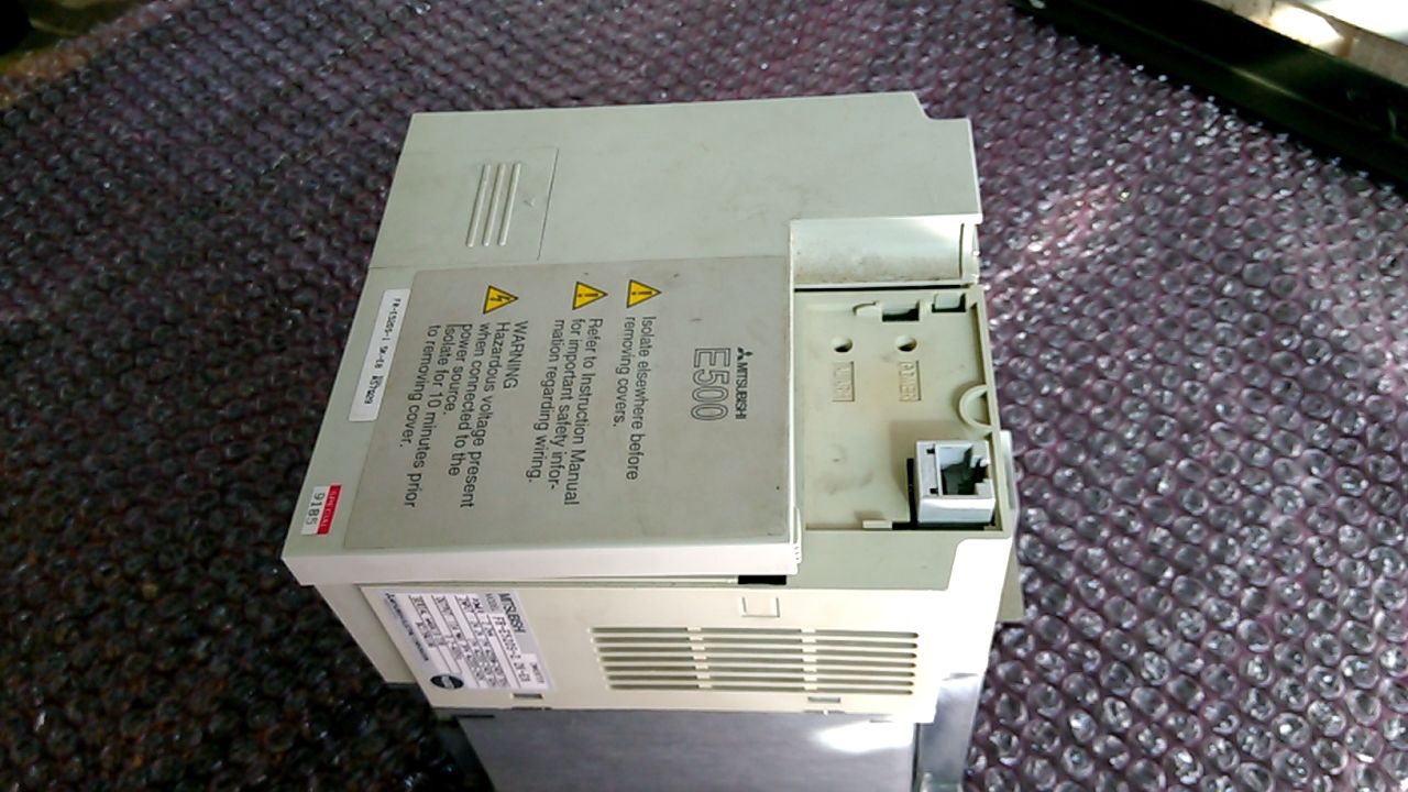 Mitsubishi FR-E520S-2.2K-E8 Inverter