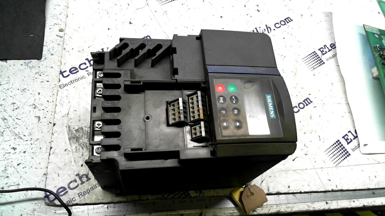 Siemens 6SE6420-2AB21-1BA1 Drive