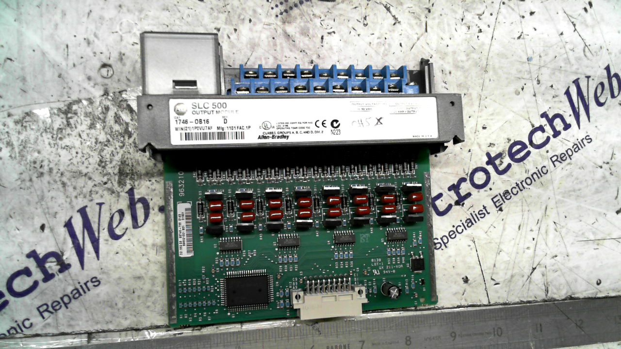 Allen Bradley SLC500 1745-0B16 PLC