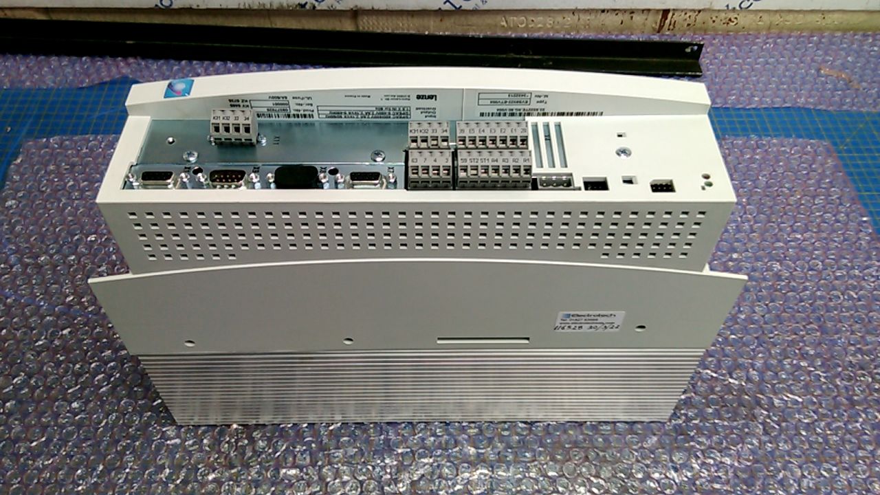 Lenze EVS9322-ETV004 Drive