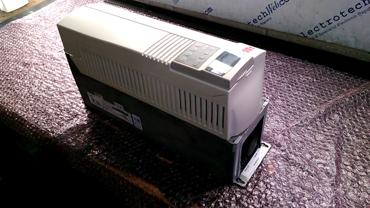 ABB ACS401001132 Drive