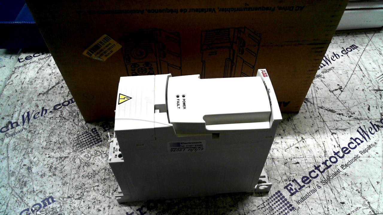 ABB ACS355-03E-08A8-4 Inverter