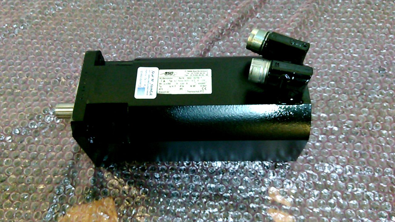 Parker AC M2n 0650-4/2-6-GW Servo Motor