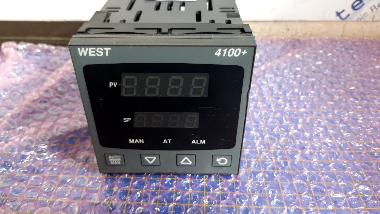 West P4100 Temperature Controller