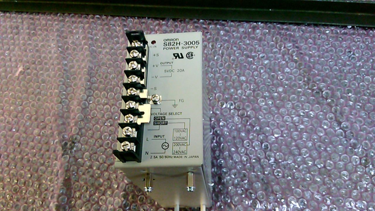 Omron S82H-3005 Power supply