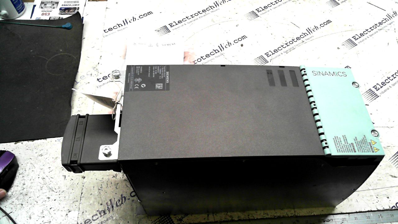 Siemens 6SL3120-1TE26-0AA3 Motor Module