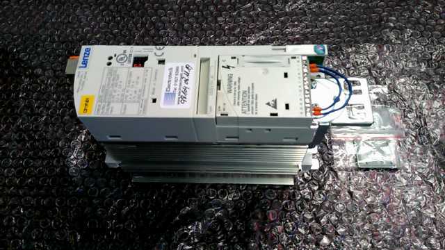Lenze EDK82EV222 Drive