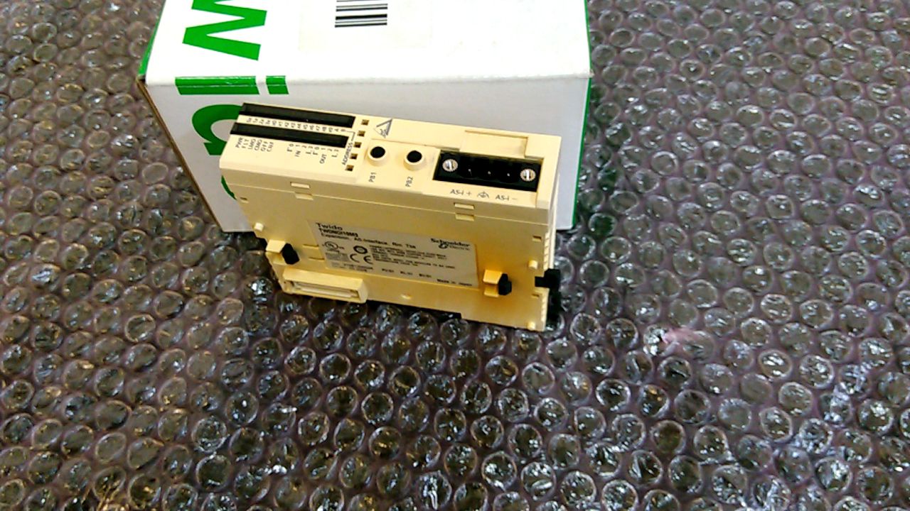 Schneider TWDNOI10M3 Controller