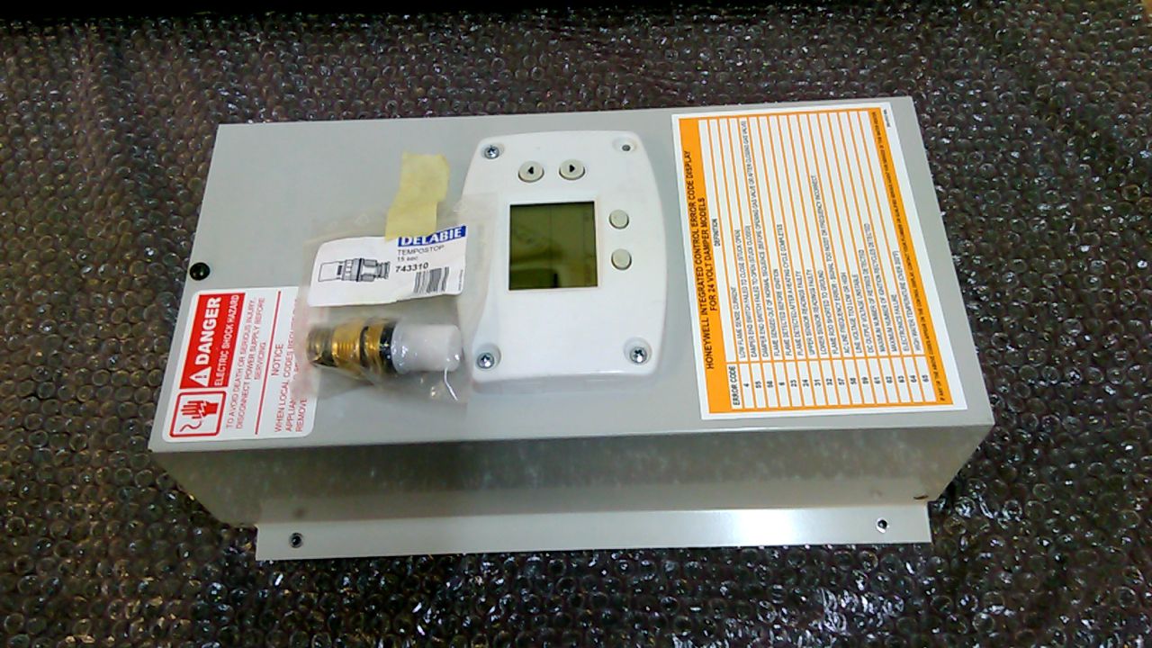 Honeywell S9360B1015C Controller