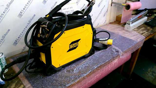 Esab EMP 215ic Portable welder
