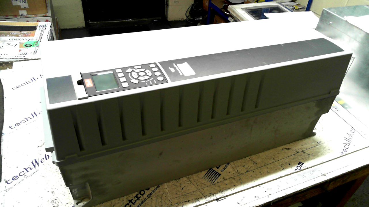 Danfoss FC-302P22KT5P22H Drive