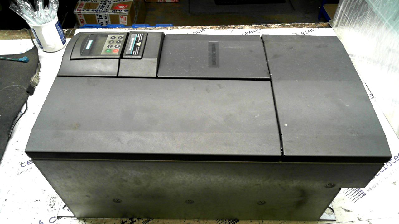 Siemens 6SE6440-2UD32-2DA1 Micromaster 440 Inverter