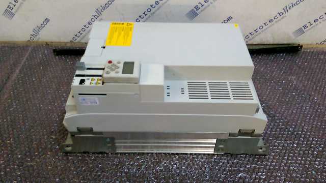 Lenze E84AVHCE4534VX0 Drive