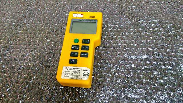 UEI DT200 Digital Thermo