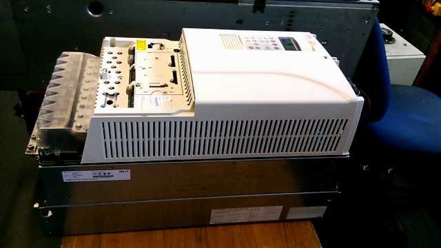 ABB ACS800-04-0120-3 Inverter
