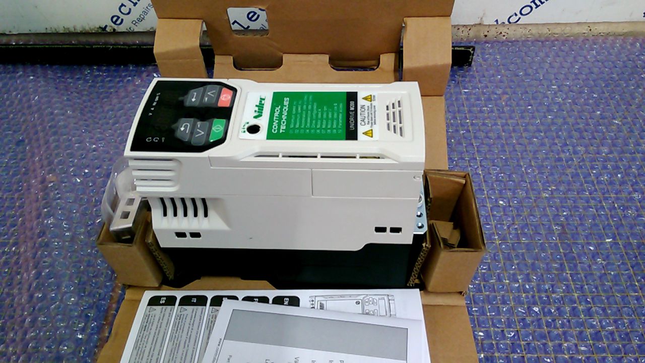 Control Techniques M200-02200024A 0.37 Inverter