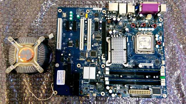Intel DG965WH Motherboard