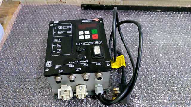 REO Electronik REOVIB MTS 442 Vibration Controller