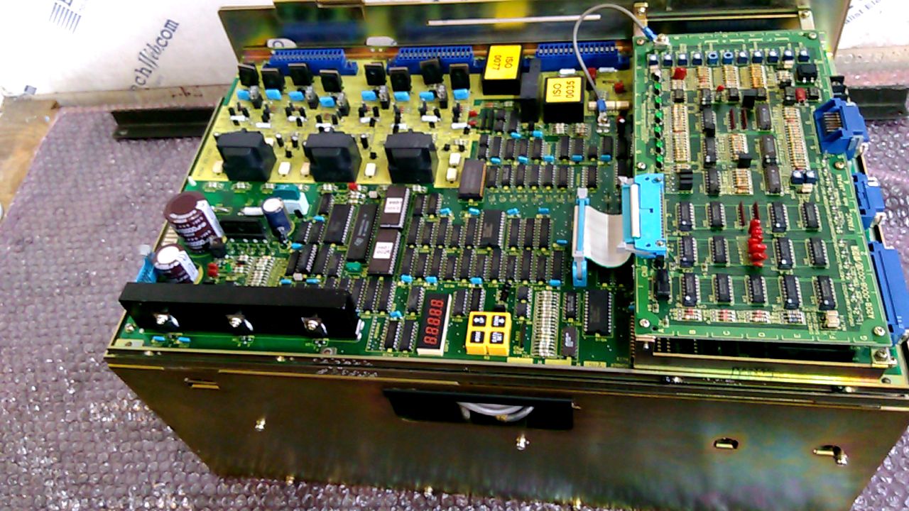 Fanuc A06B-6055-H106 AC Spindle Servo Unit