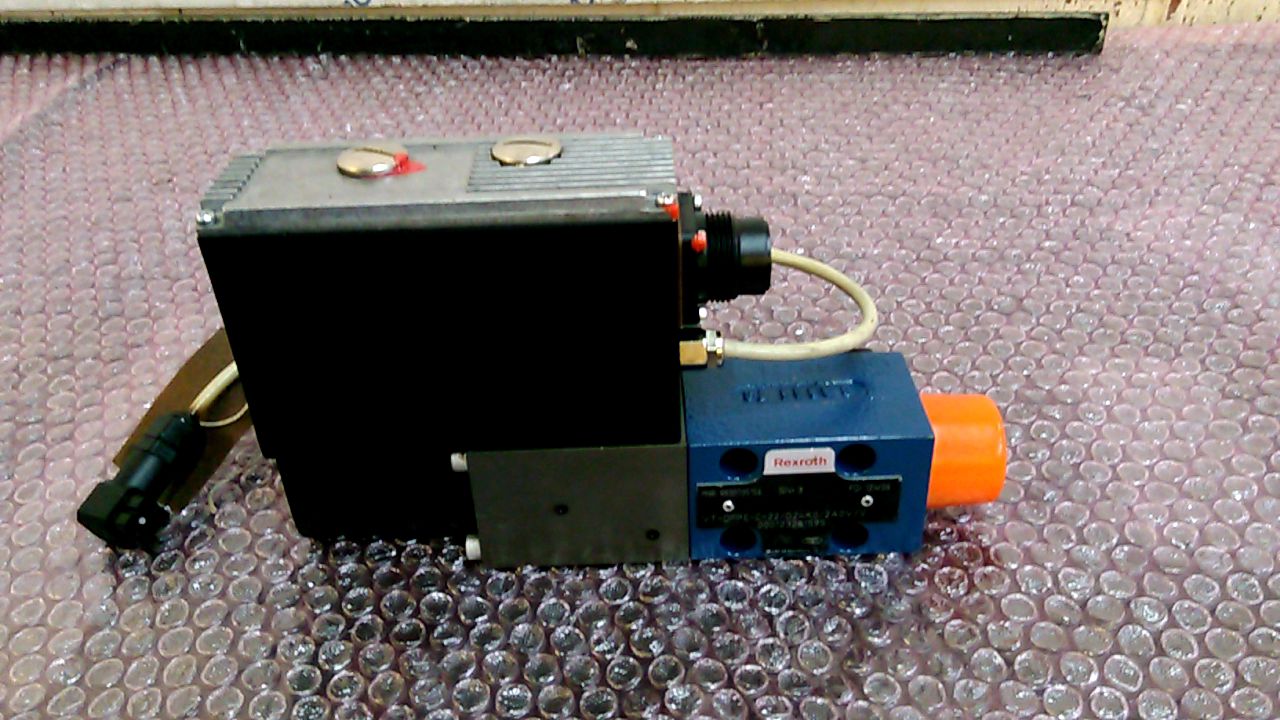 Rexroth R900705156 Controller