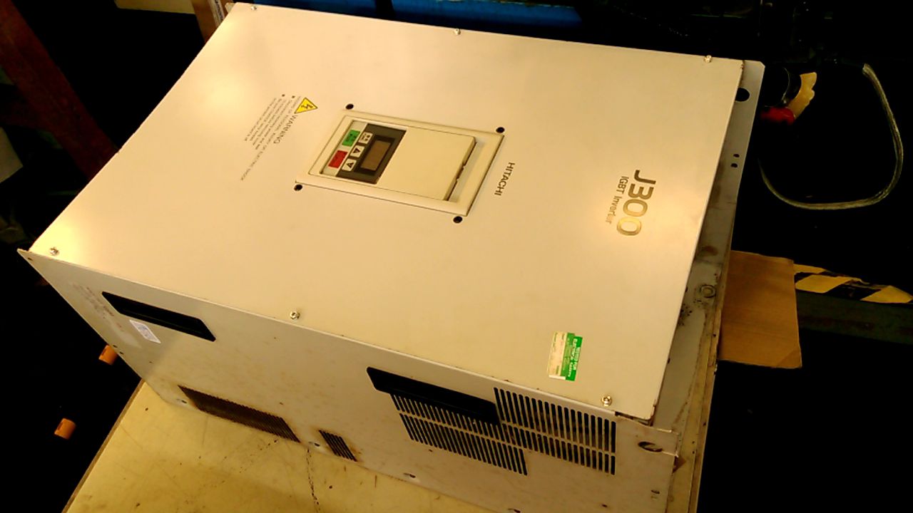Hitachi J300E-300H3 622B Inverter