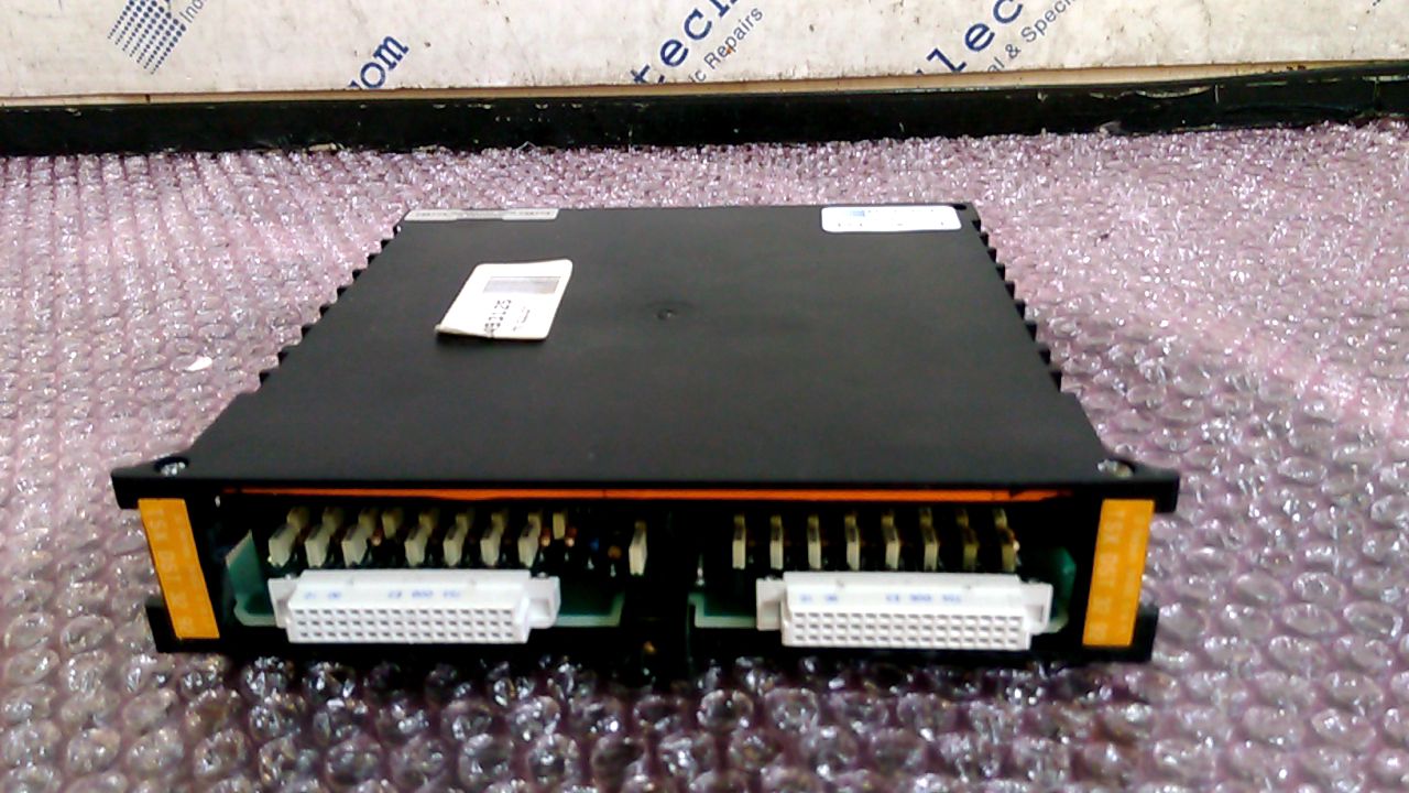 Schneider TSXDST3292 Output Module