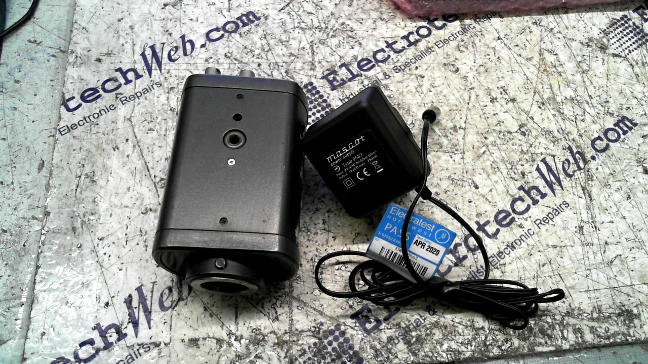 Sanyo VCC-2972 Colour CCD Camera