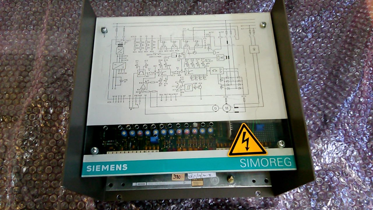 Siemens 6RA2 216-8DK26-1 Simoreg Drive