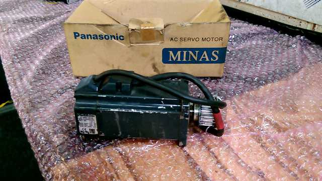 Panasonic MUMS042A1C0S Servo Motor