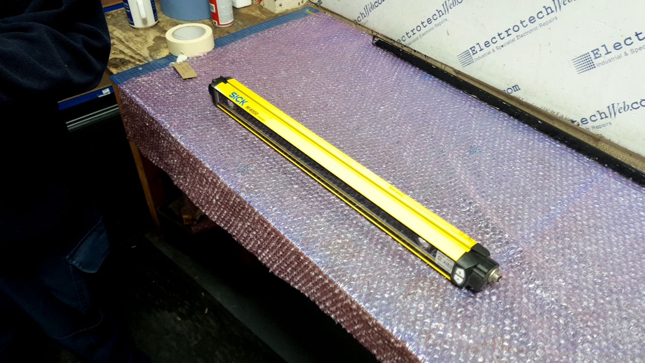 Sick M40S-025000AR0 Safety Scanner