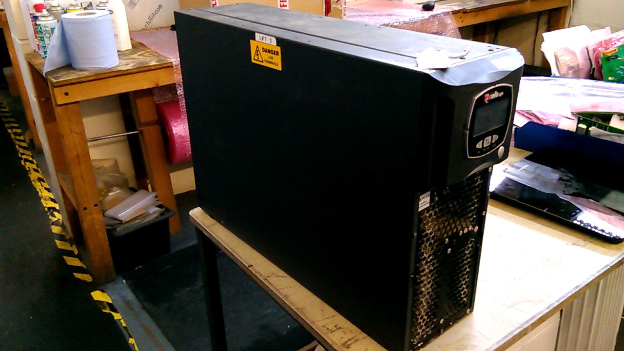 Riello UPS SDL 8000 A5 UPS
