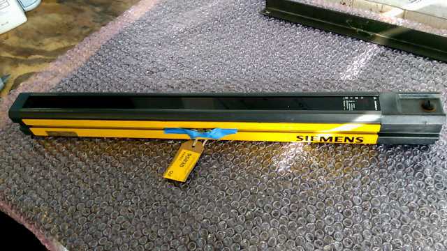 Siemens 3RG7844-6SD06-0SS1 Light Curtain