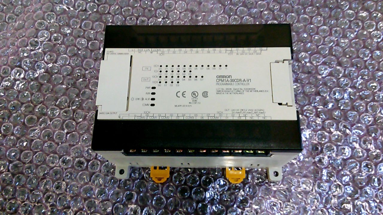 Omron CPM1A-30CDR-A-V1 PLC