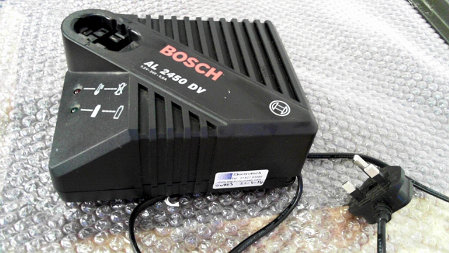 BOSCH AL2450 Battery Charger