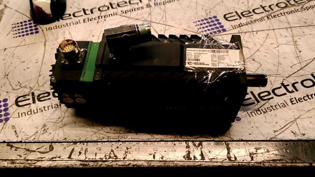Control Techniques 95UMB3000CACAA  Servo Motor