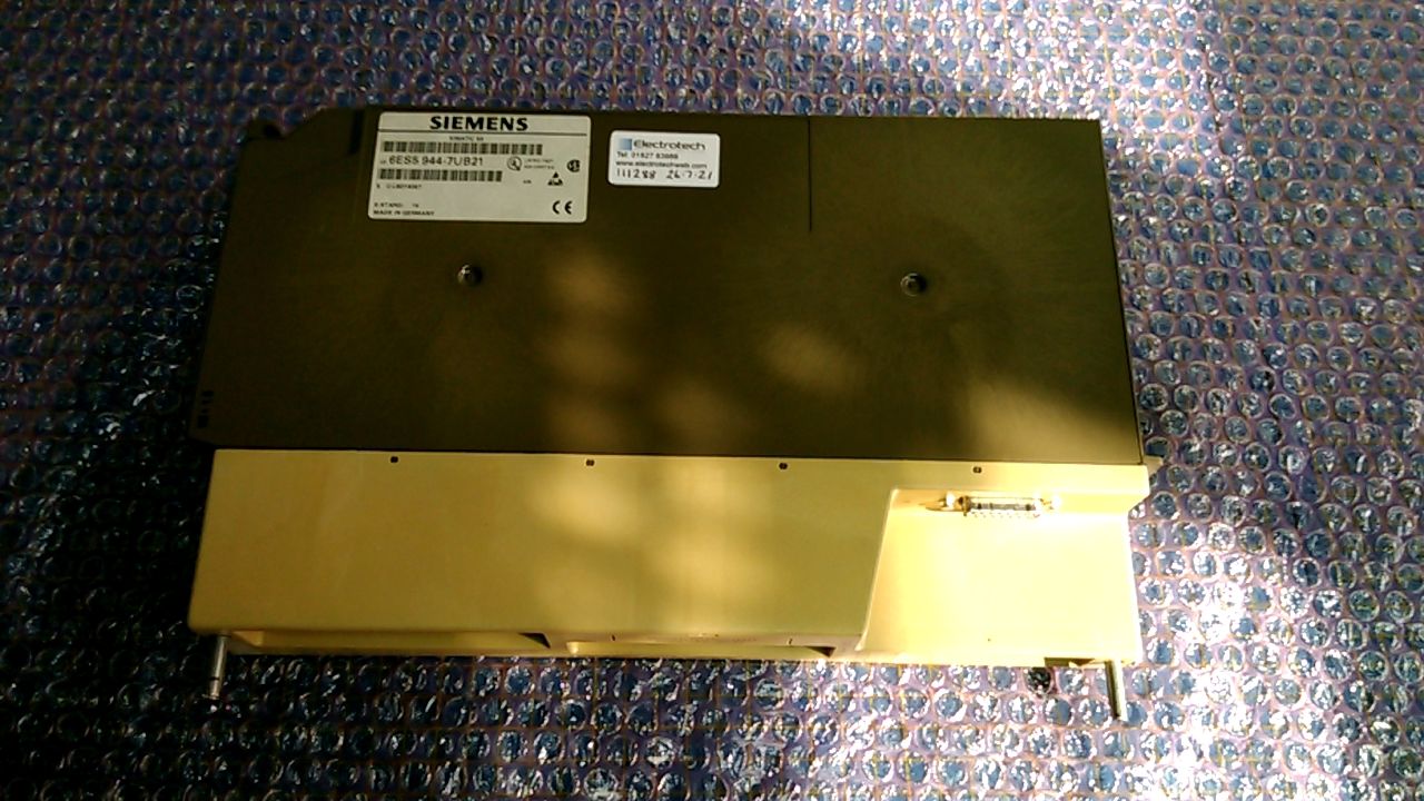 Siemens 6ES5944-7UB21 115U 944B CPU