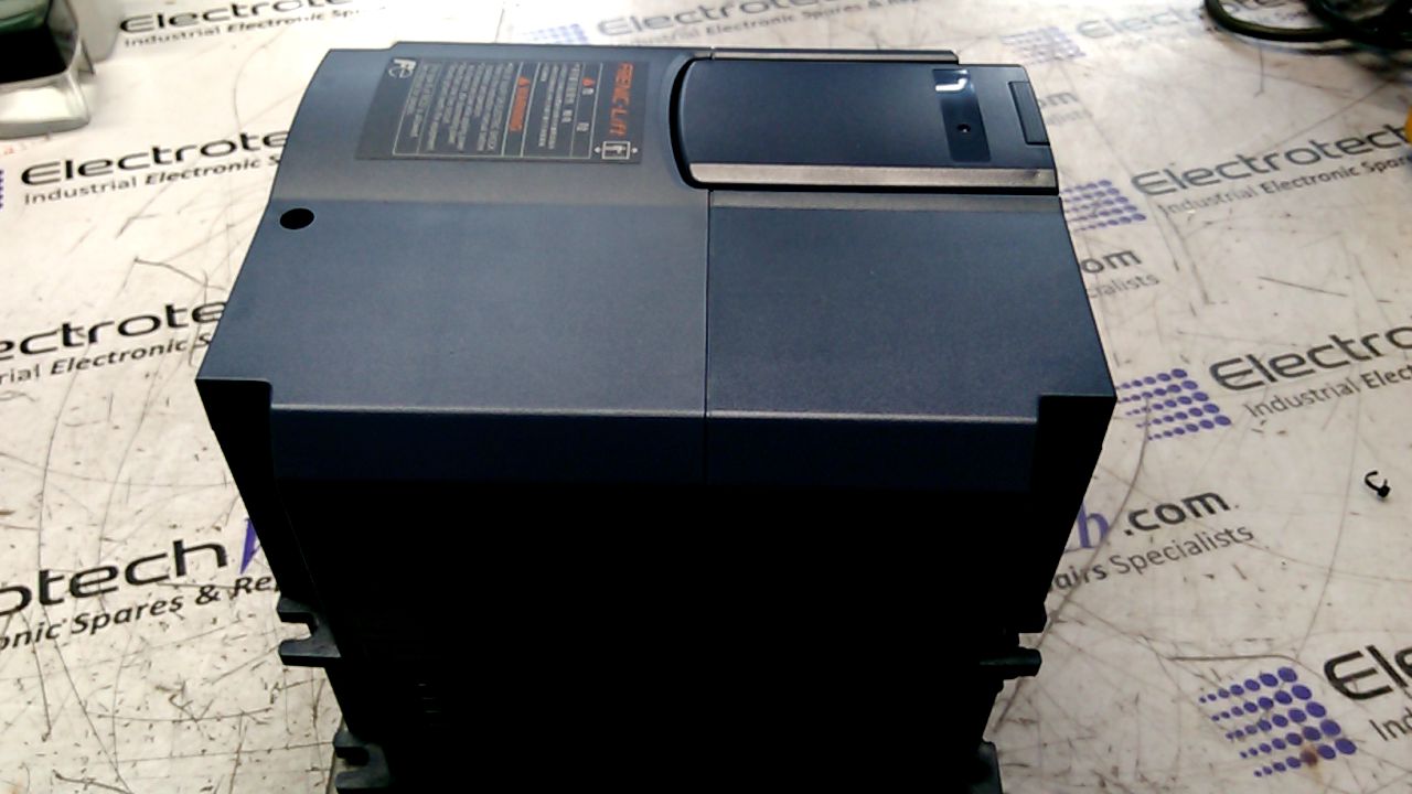 Fuji Electric FRN5.5LM1S-4E Inverter