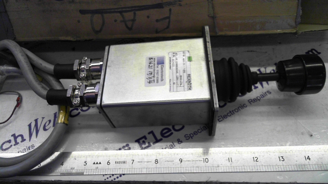 Rexroth Indramat VT10 468-32/F6R0 Joystick