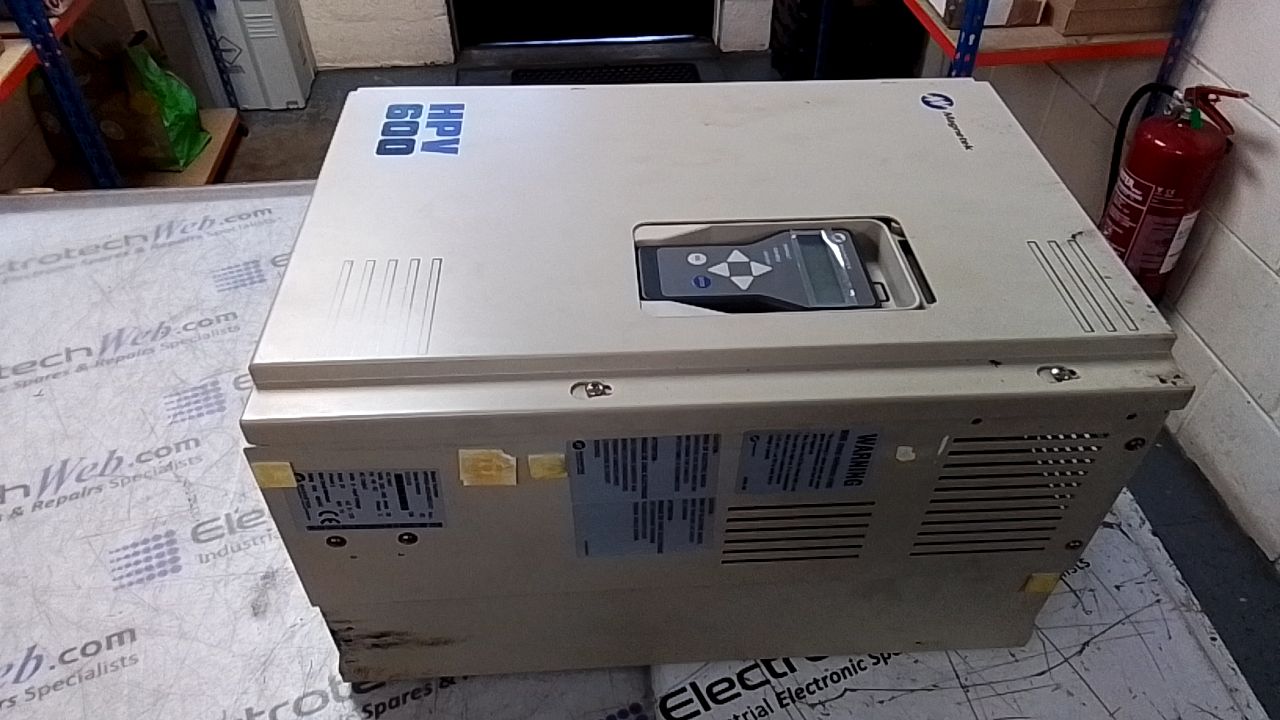 Magnetek HPV600-4039-00E3-E1 Drive