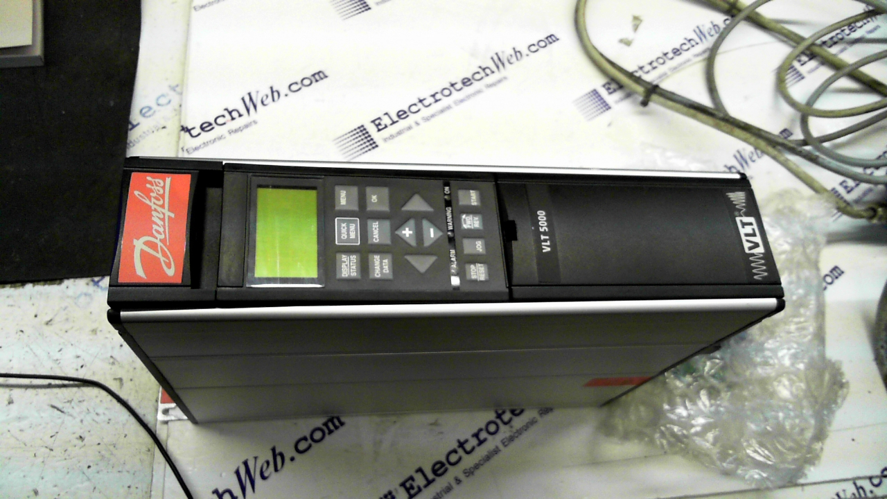 Danfoss VLT5002PT5B20STR3DLF00A0000 Inverter