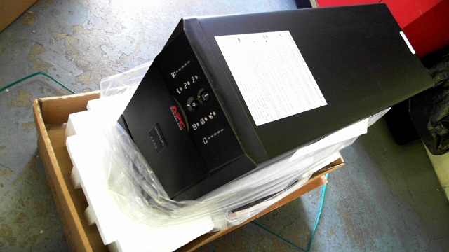 APC Smart 2200 UPS