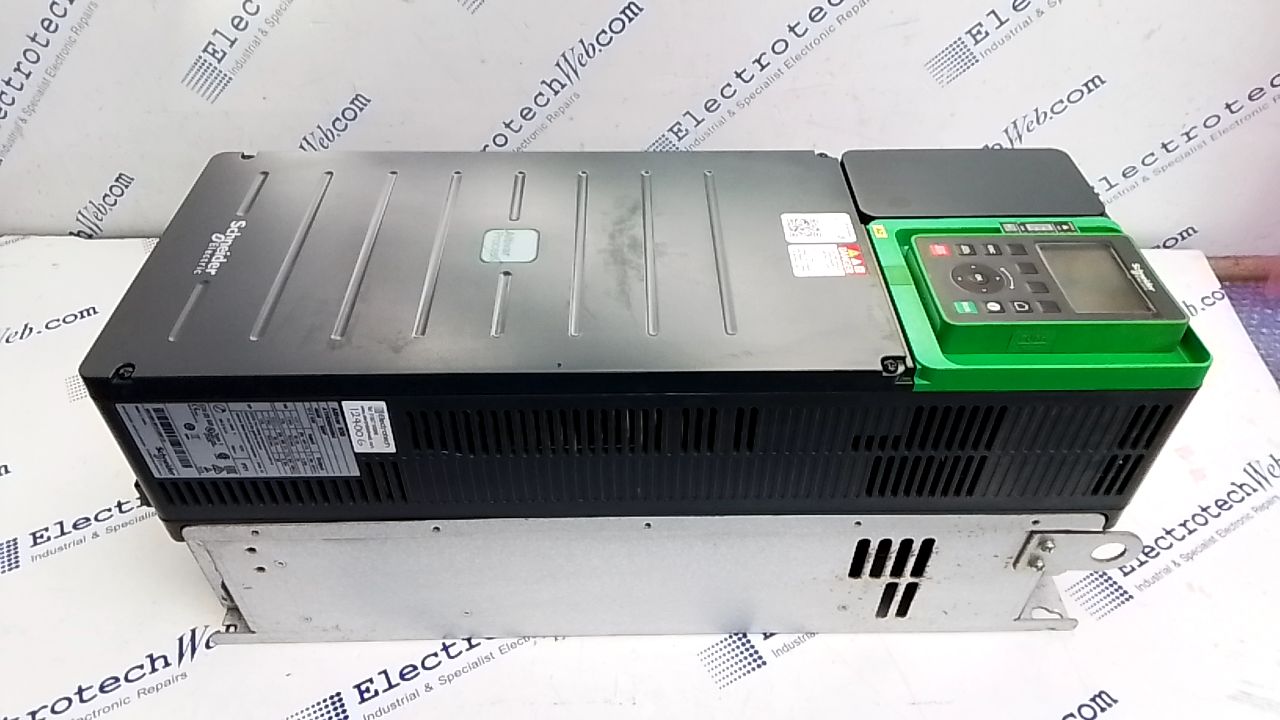 Schneider ATV930D45N4 Drive