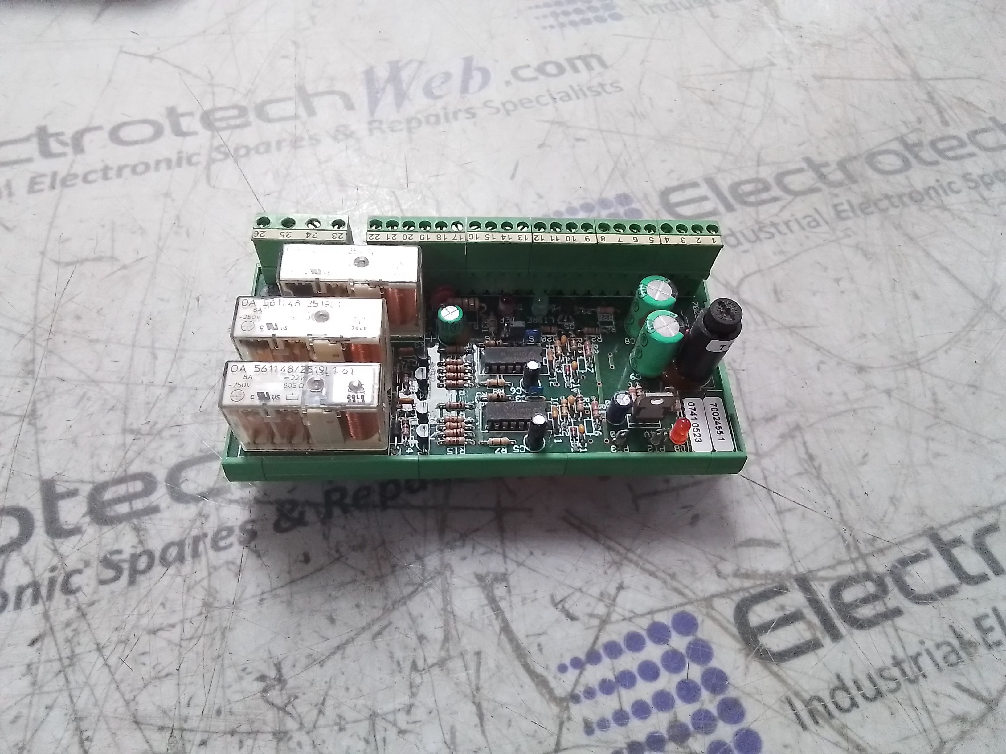 Phoenix Contact 7003290-1 Electrical Board