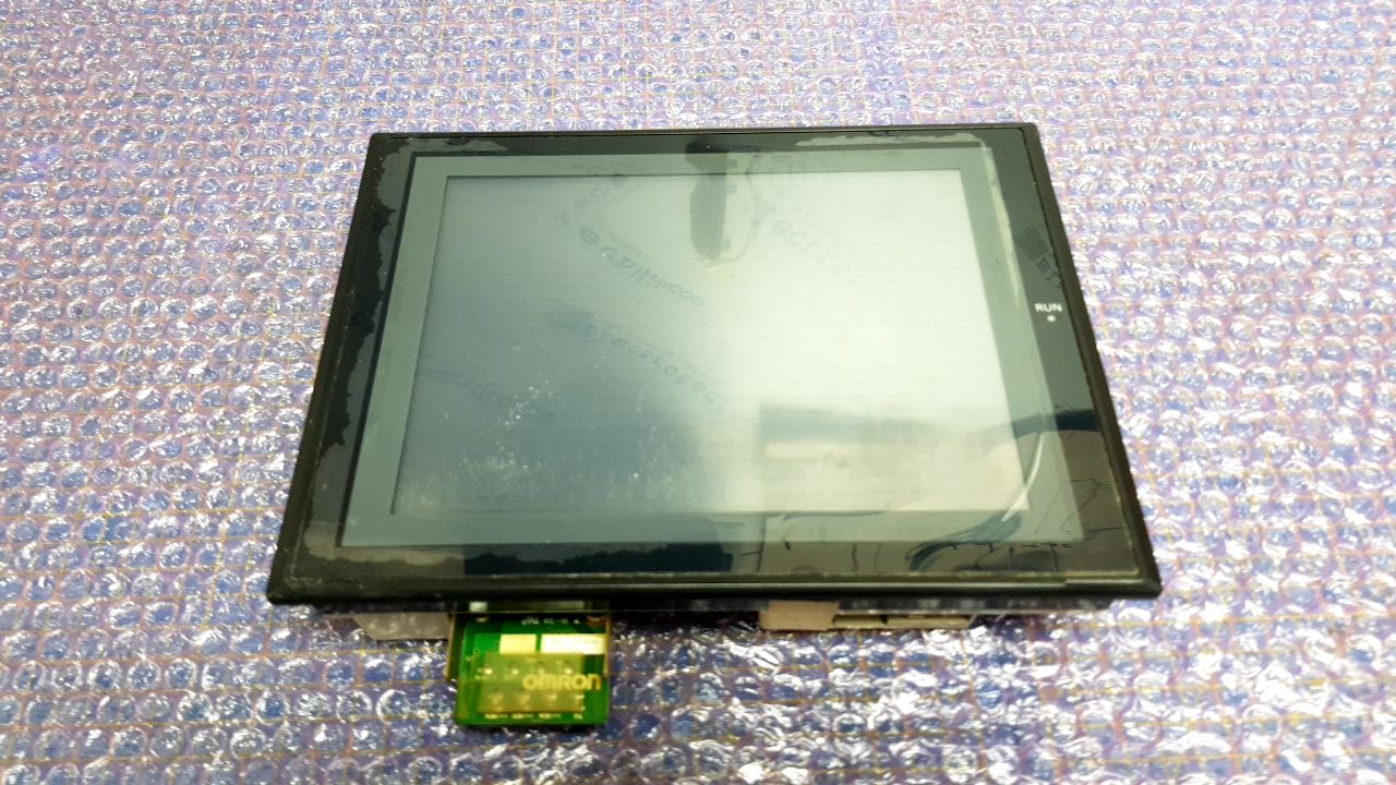 Omron NS8-TV00B-V2 Operator Interface